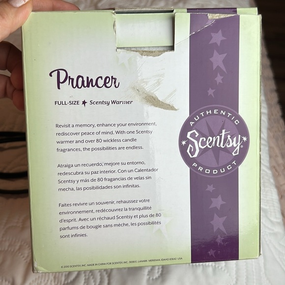 Scentsy Warmer Prancer Full Size Red Wax Warmer With wax melt EUC in box no bulb - Picture 12 of 17